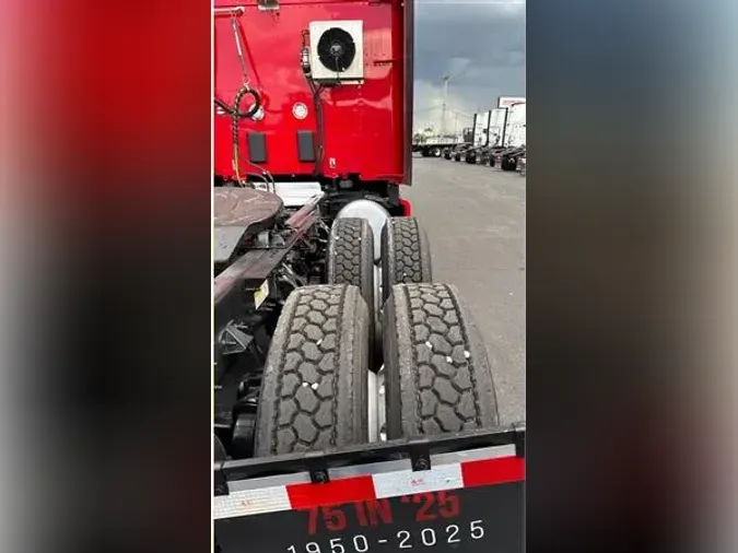 2021 PETERBILT 579