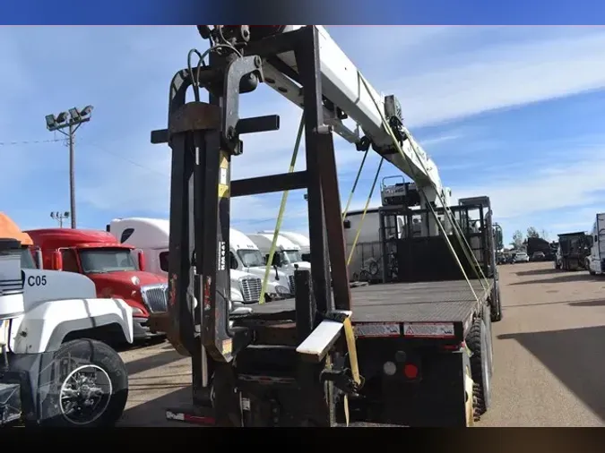 2009 FREIGHTLINER BUSINESS CLASS M2 112