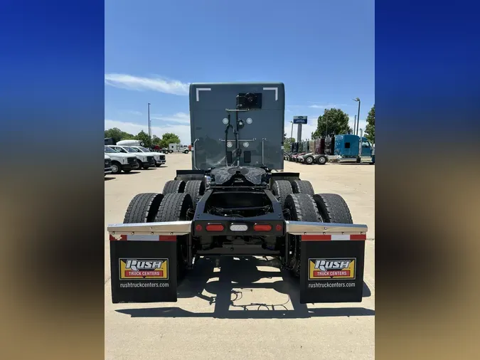 2025 Peterbilt 589c63e827897b180c9eafd3074d57d372e