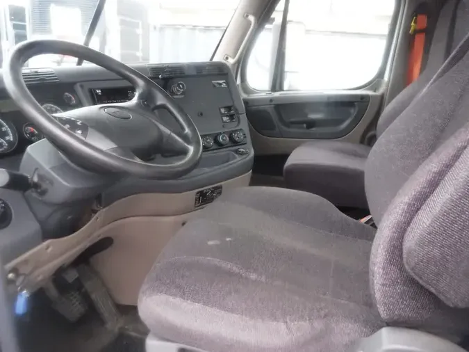 2018 FREIGHTLINER/MERCEDES CASCADIA 125