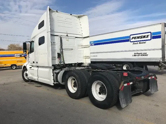 2019 Volvo VNL64760