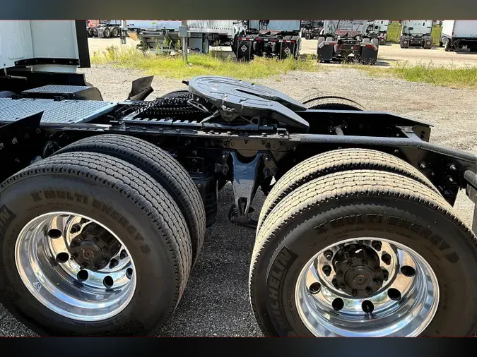 2021 INT LT625 6x4