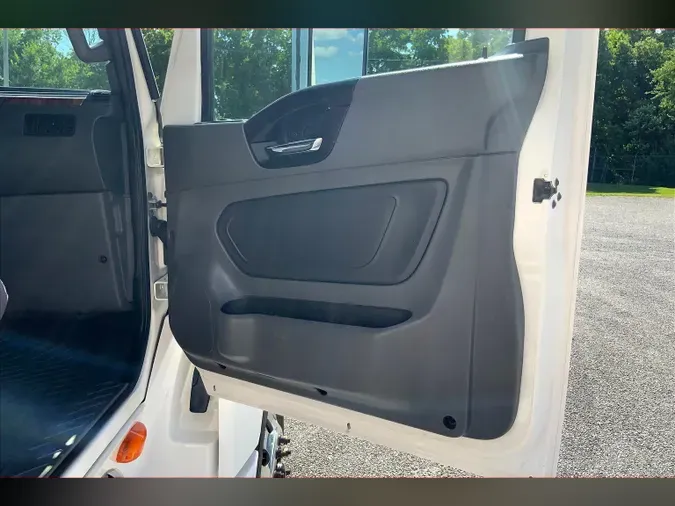 2020 INT LT625 6x4