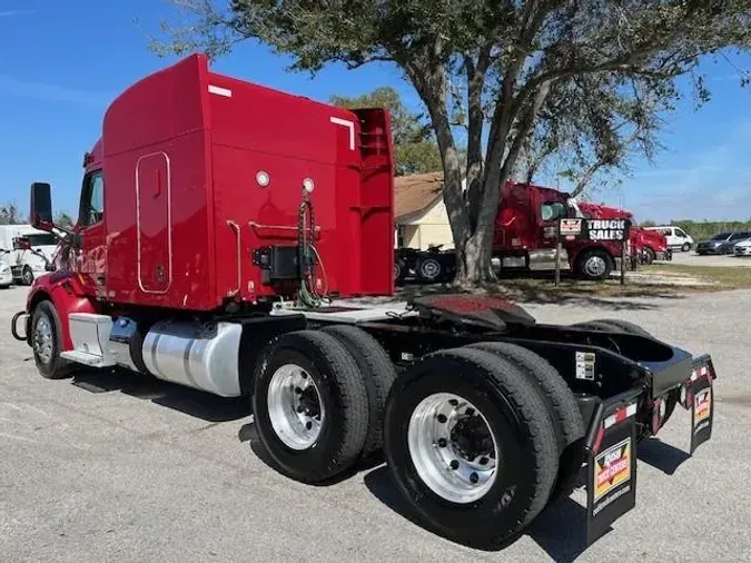 2022 Peterbilt 579