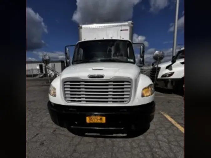 2018 FREIGHTLINER M2 106