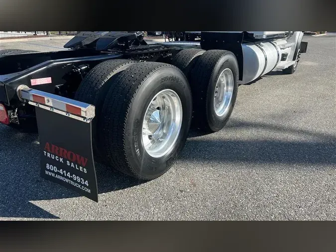 2022 WESTERN STAR 4900