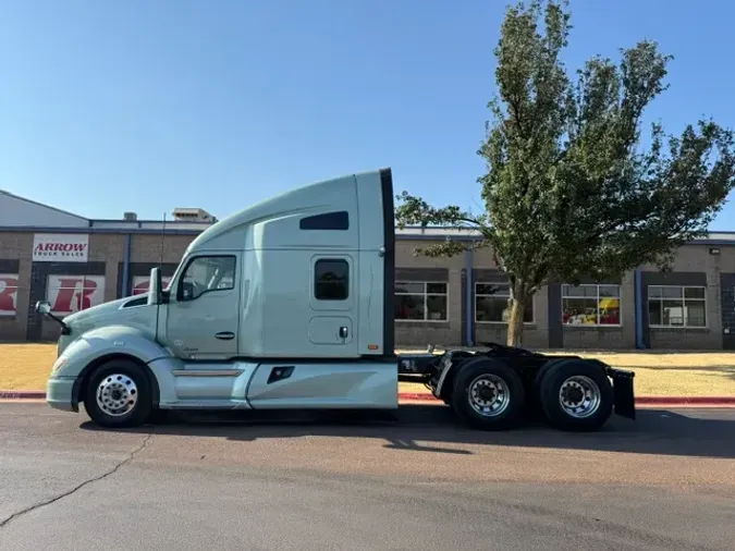 2021 KENWORTH T680c6516c8277ebdff5134c677e4451c7da