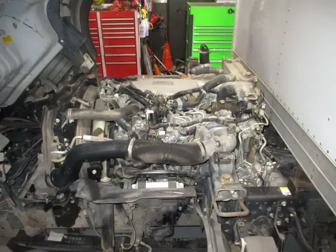 2019 ISUZU NPR HD