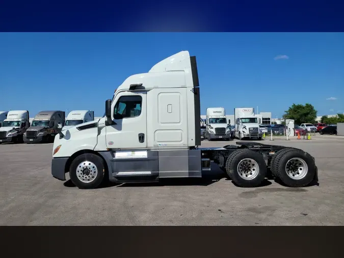 2020 Freightliner Cascadia