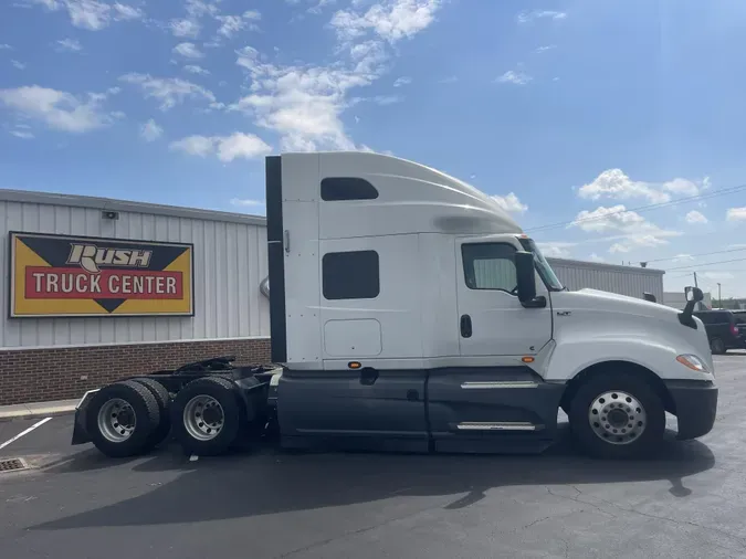 2022 International LT625