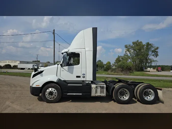 2020 Volvo VNL300c6612ffba70cbf327be69608c6547e3e
