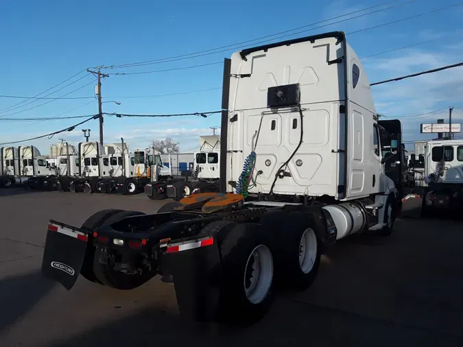 2018 FREIGHTLINER/MERCEDES PT126064ST