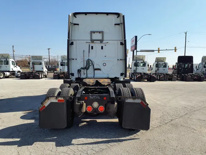 2019 FREIGHTLINER/MERCEDES CASCADIA 125