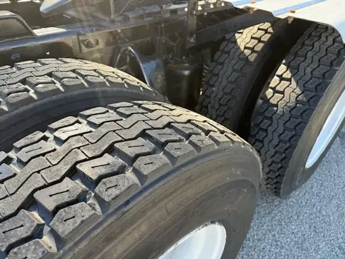 2018 International LT625