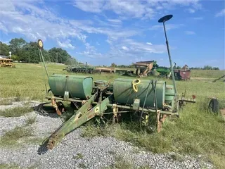 JOHN DEERE 1240