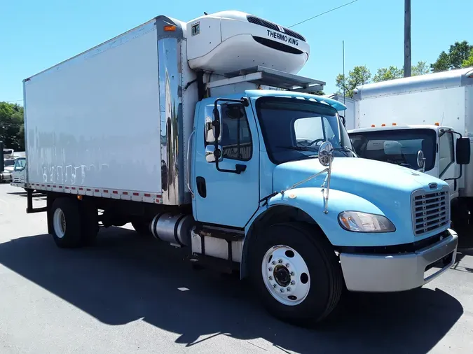 2017 FREIGHTLINER/MERCEDES M2 106