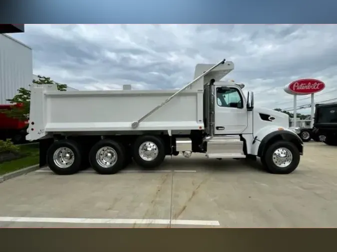 2025 Peterbilt 567