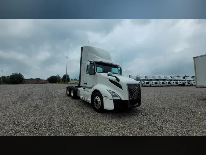 2019 Volvo VNL300c6725e8cd90ed38e962c595b4ec1c89d