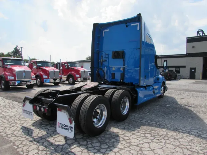 2022 Kenworth T680