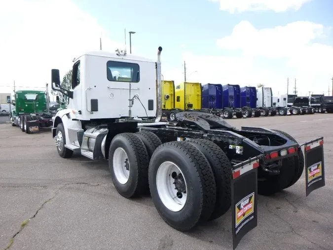 2020 Peterbilt 567