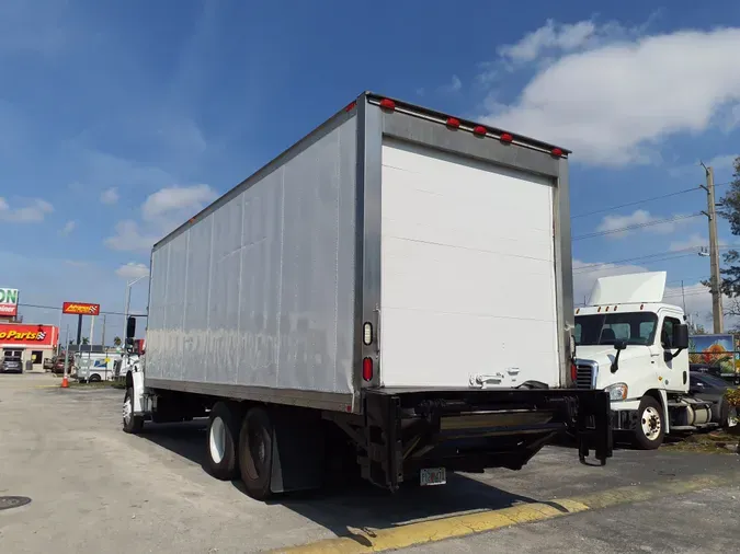 2015 FREIGHTLINER/MERCEDES M2 106