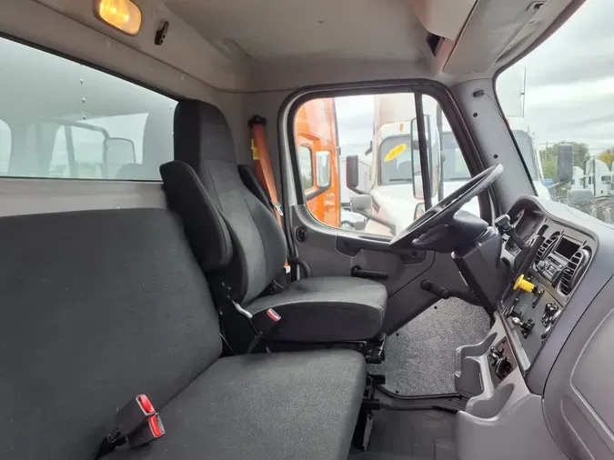 2017 FREIGHTLINER/MERCEDES M2 106c67a6463e8b5d85f5f824c64261b8cbd