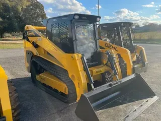 2022 GEHL VT320
