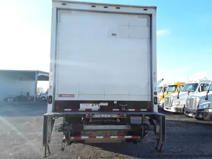 2019 FREIGHTLINER/MERCEDES M2 106