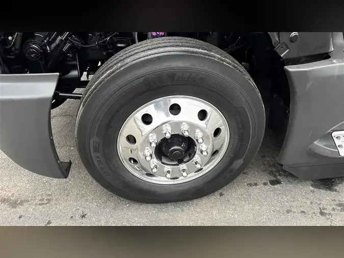 2022 INTERNATIONAL LT