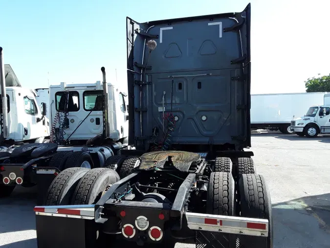 2019 FREIGHTLINER/MERCEDES NEW CASCADIA PX12664