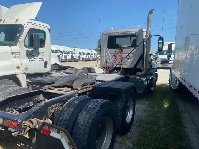 2017 MACK TRUCKS, INC. CXU600