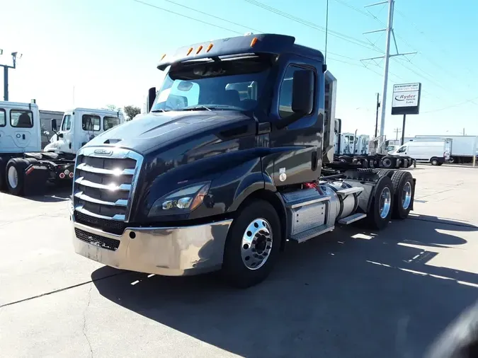 2019 FREIGHTLINER/MERCEDES NEW CASCADIA 116c688d1c24e746dce2af5b7f6f95b8383