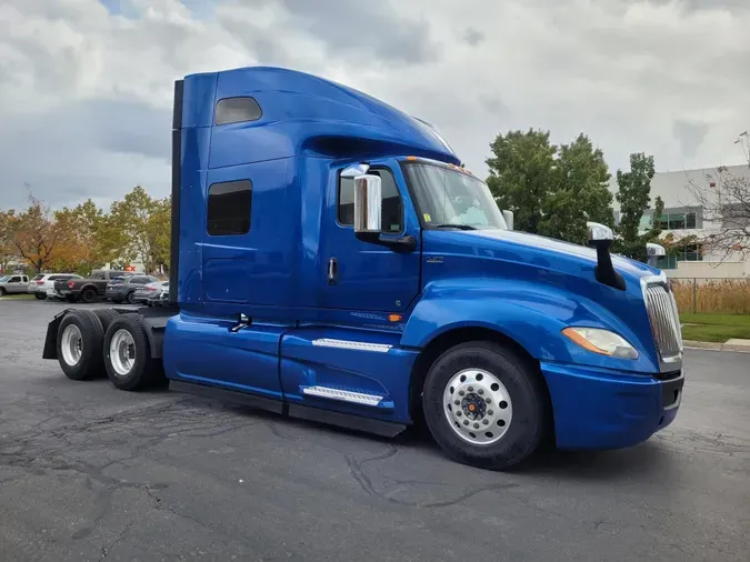 2020 International LT625