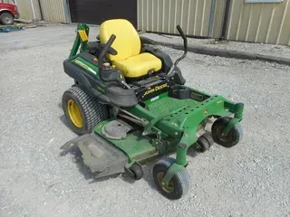 2015 John Deere Z930M