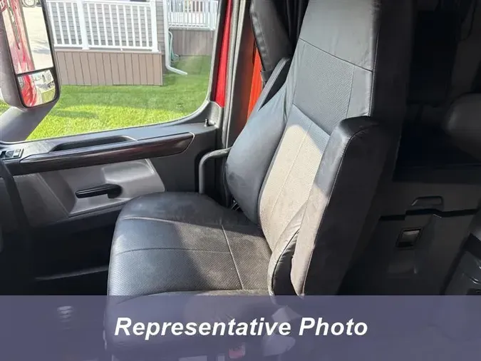 2023 FREIGHTLINER CA126