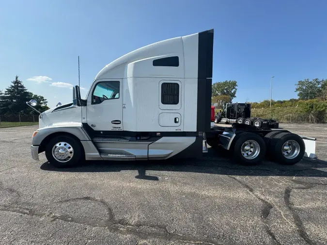 2023 Kenworth T680
