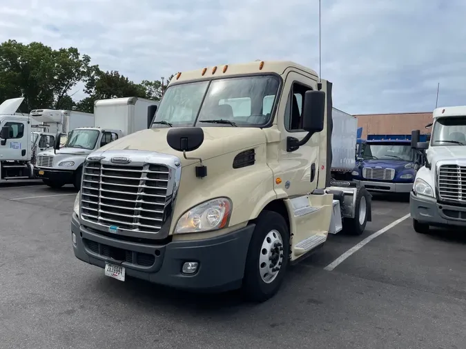 2017 FREIGHTLINER/MERCEDES CASCADIA 113c68c81edddc59fee417aaf6533b1c2eb