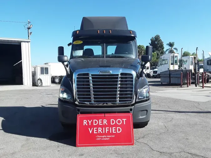 2017 FREIGHTLINER/MERCEDES CASCADIA 113c68ed36dfafd882917094f09bf4d0737