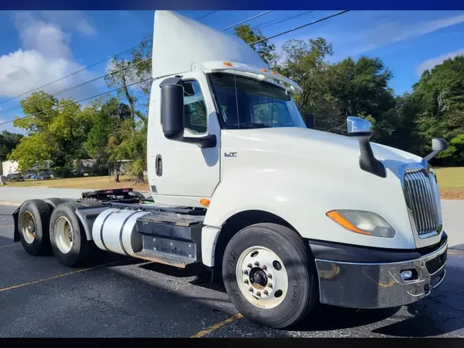 2019 NAVISTAR INTERNATIONAL LT625 DAYCAB T/A