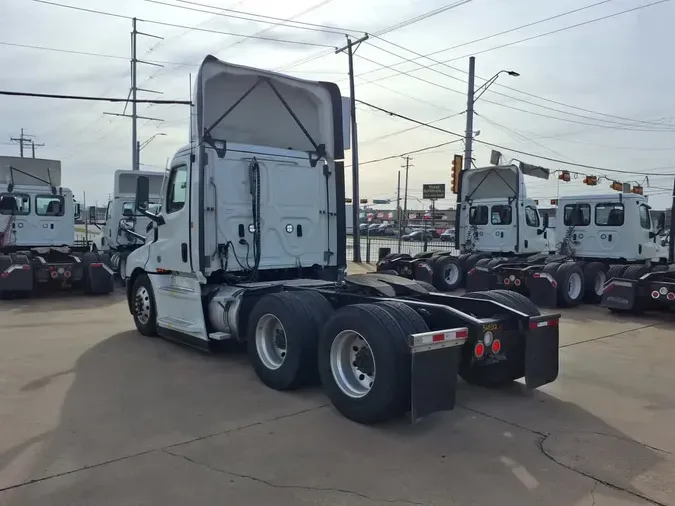 2022 FREIGHTLINER/MERCEDES NEW CASCADIA PX12664c692a90a6a2cab7bfc8b8d4a64e76cf6