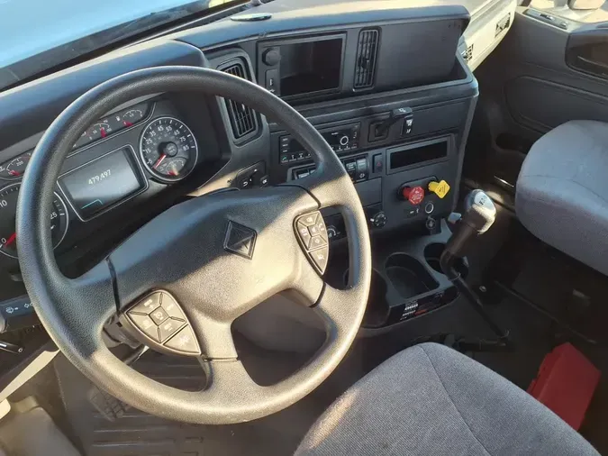 2021 NAVISTAR INTERNATIONAL LT625 DAYCAB S/A