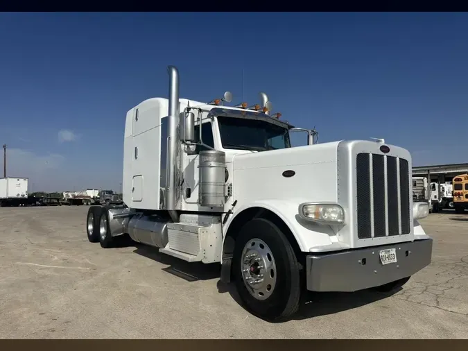 2015 Peterbilt 389c694f09c6b888b1a3c5c659b297bc73d