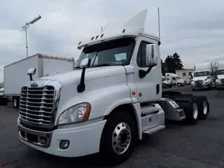 2018 FREIGHTLINER/MERCEDES CASCADIA 125