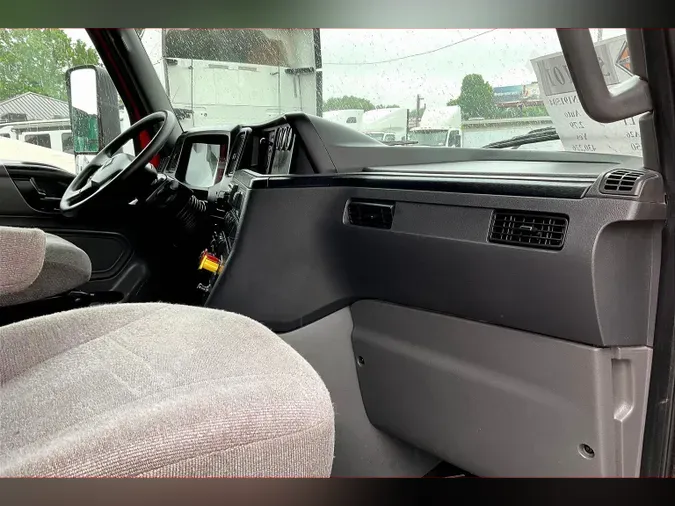 2021 INT LT625 6x4