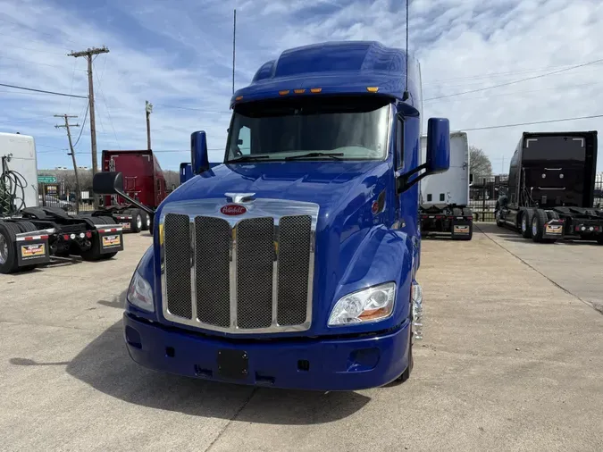 2022 Peterbilt 579