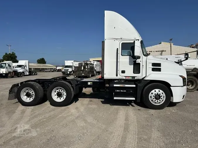 2019 MACK ANTHEM 64T