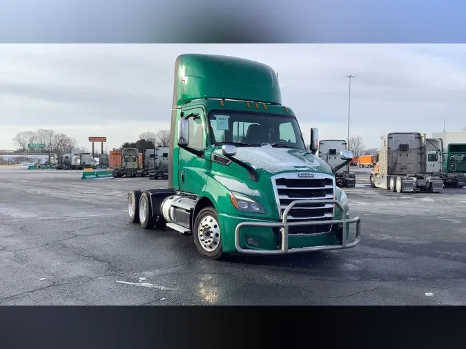 2020 Freightliner Cascadia 126c6a15a1e1beb6b7bb170825d925ae1b9
