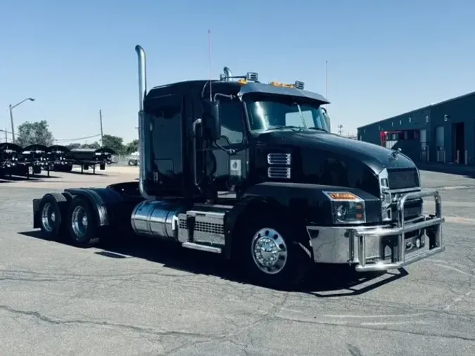 2020 MACK AN64T48