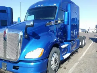 2021 PETERBILT 579