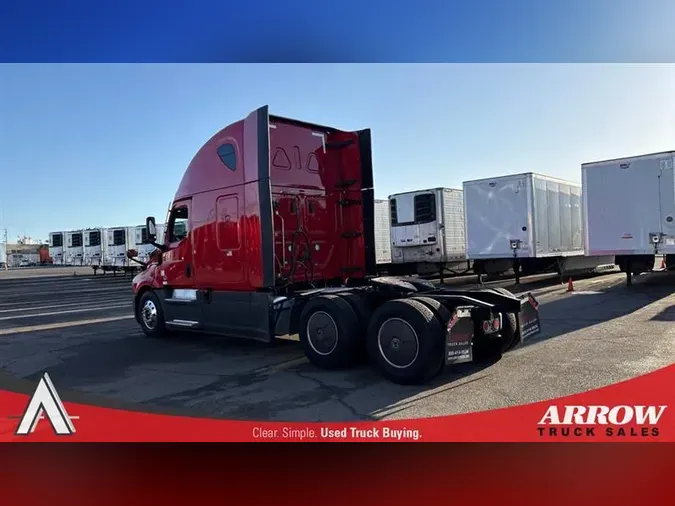 2022 FREIGHTLINER CA126